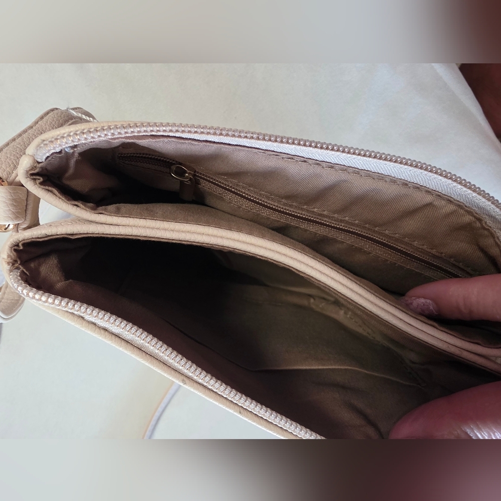 Fashion Designer Bag 9 X 8 Cream Crossbody ShoulderPurse - Picture 5 of 5